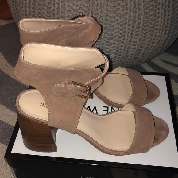 Nine West block heel sandals - Picture 1 of 5